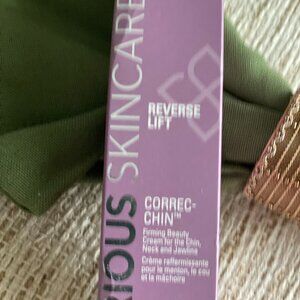 SERIOUS SKIIN CARE REVERSE LIFT CORREC-CHIN NEW NEVER OPENED